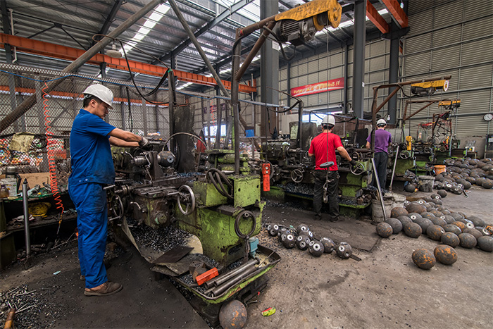 丰镇网架配件车间